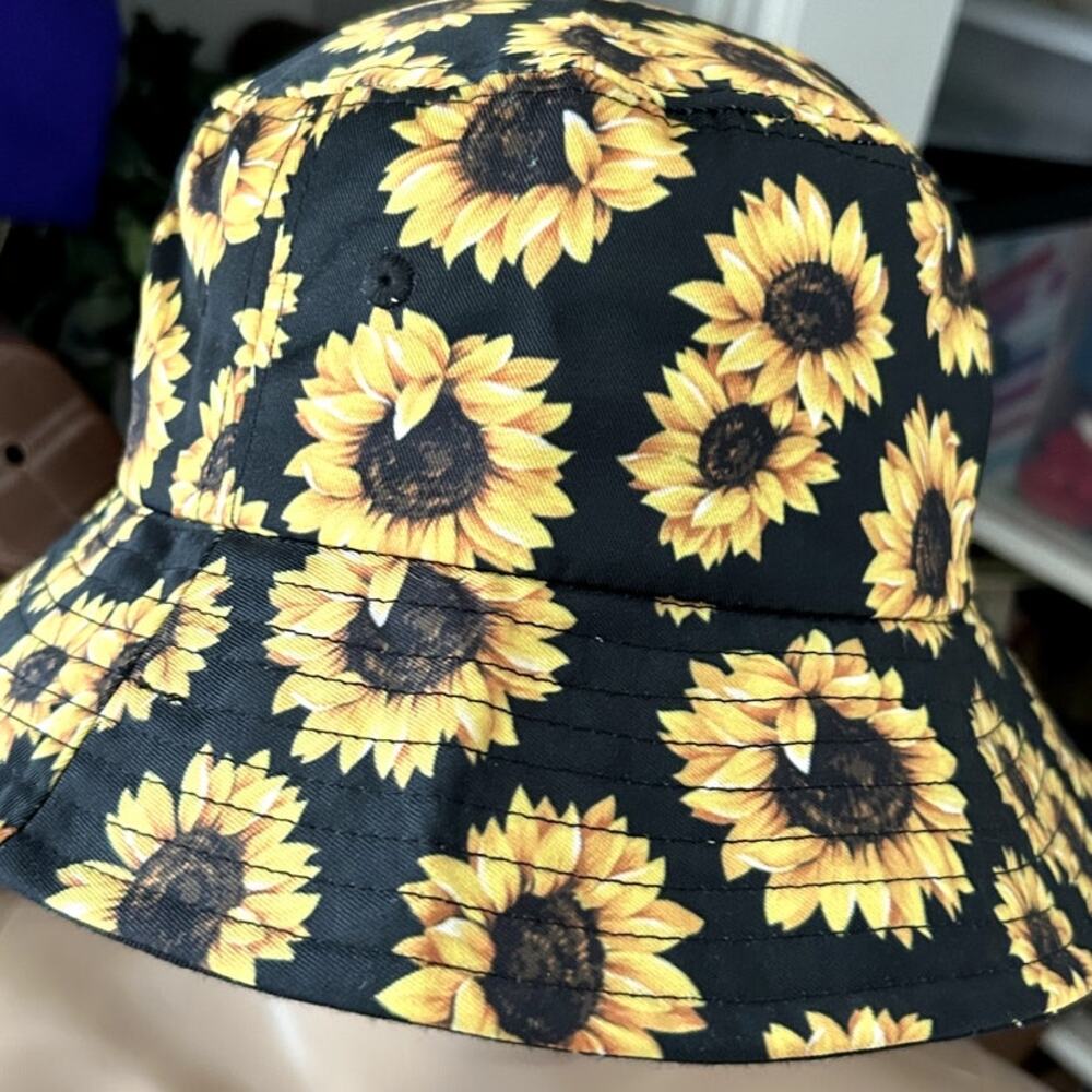 NWOT Sunflower Sun Bucket Hat Womens Black Floral Wide Summer Beach Outdoor - Picture 4 of 7